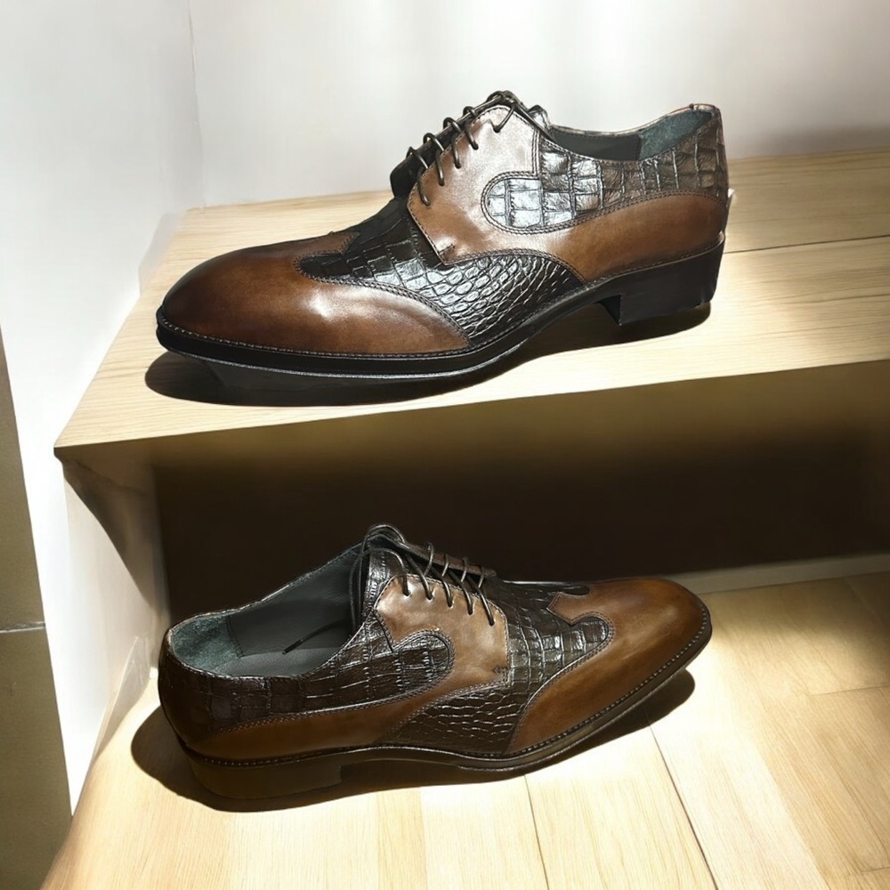Lace up shoes